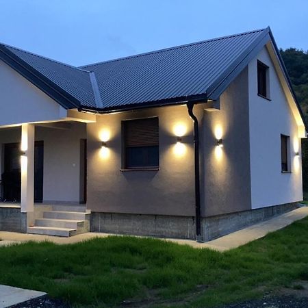 Guest House Elena مويكوفاتش المظهر الخارجي الصورة