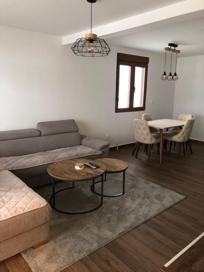 Guest House Elena مويكوفاتش المظهر الخارجي الصورة